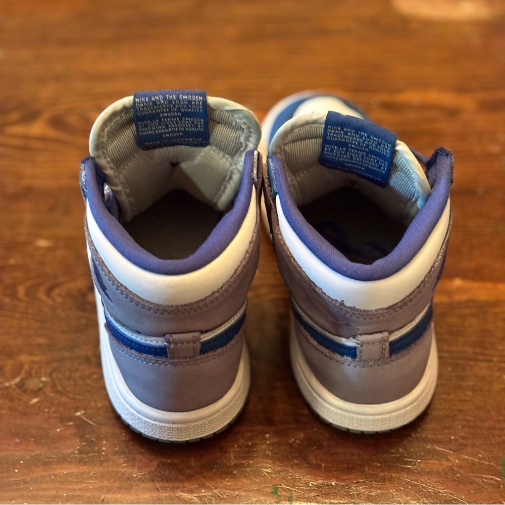Preloved Nike Jordan 1 Retro High OG True Blue (TD) - Picture 3 of 12